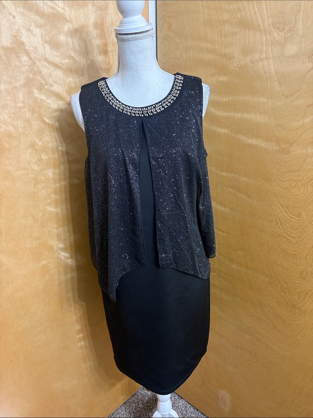 NWT Enfocus Studio Black Sleeveless Sparkly Embellished Dress Size 10